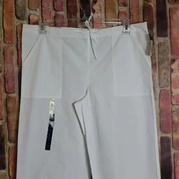 Cherokee | Crop Pants | Lightweight | Sz S |White - Picture 3 of 7